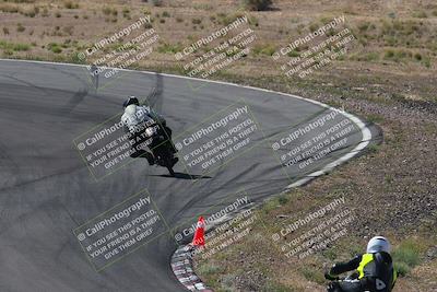 media/Apr-20-2025-AHRMA (Sun) [[393a79c373]]/Race/Group 12 early race/Turn 4b/